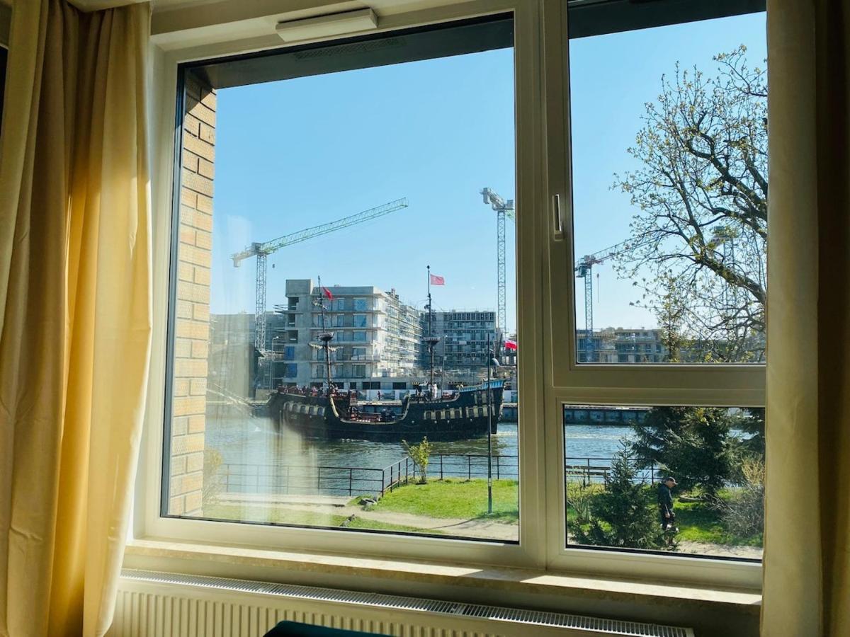 Apartamenty S&S Chlebova Gdansk Z Widokiem Na Rzeke Motlawe, Stare Miasto Buitenkant foto