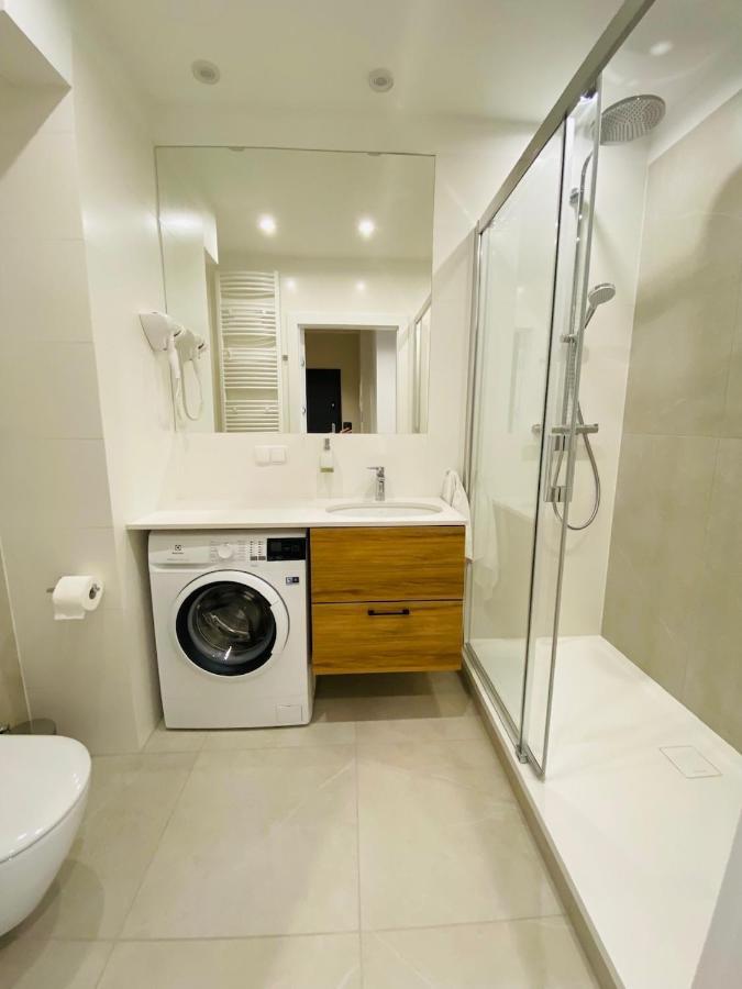Apartamenty S&S Chlebova Gdansk Z Widokiem Na Rzeke Motlawe, Stare Miasto Buitenkant foto