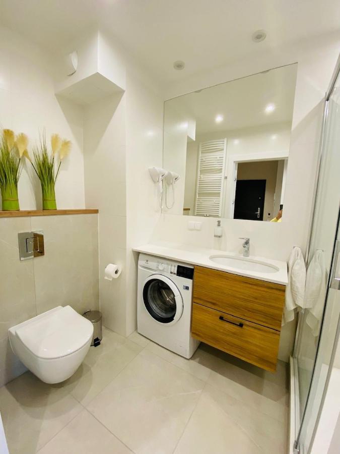 Apartamenty S&S Chlebova Gdansk Z Widokiem Na Rzeke Motlawe, Stare Miasto Buitenkant foto