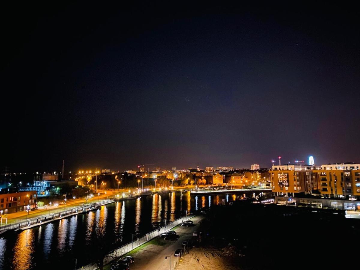 Apartamenty S&S Chlebova Gdansk Z Widokiem Na Rzeke Motlawe, Stare Miasto Buitenkant foto
