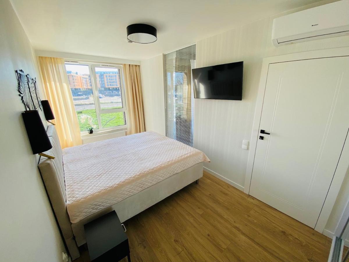 Apartamenty S&S Chlebova Gdansk Z Widokiem Na Rzeke Motlawe, Stare Miasto Buitenkant foto